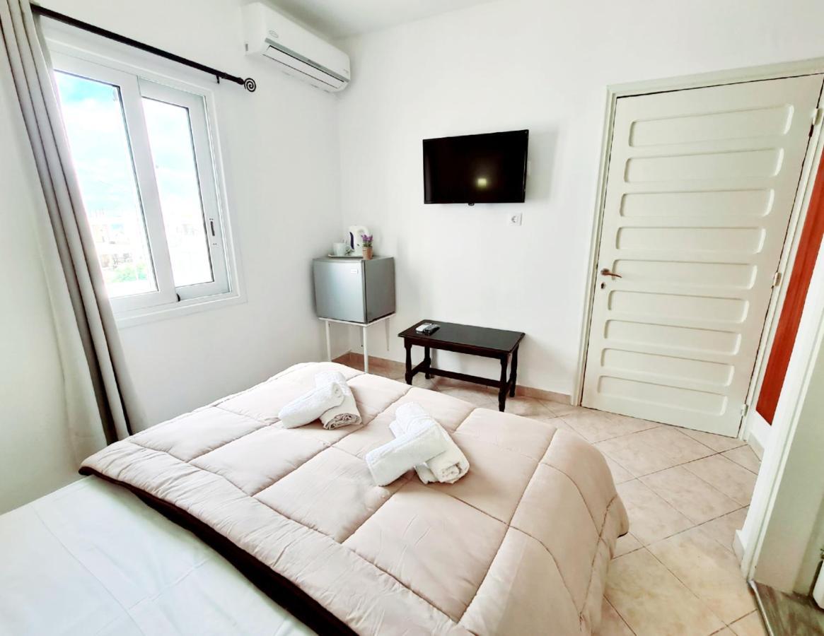 Avra Rooms Карпатос Экстерьер фото