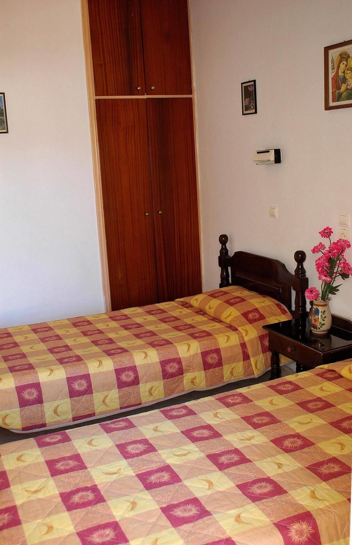 Avra Rooms Карпатос Экстерьер фото